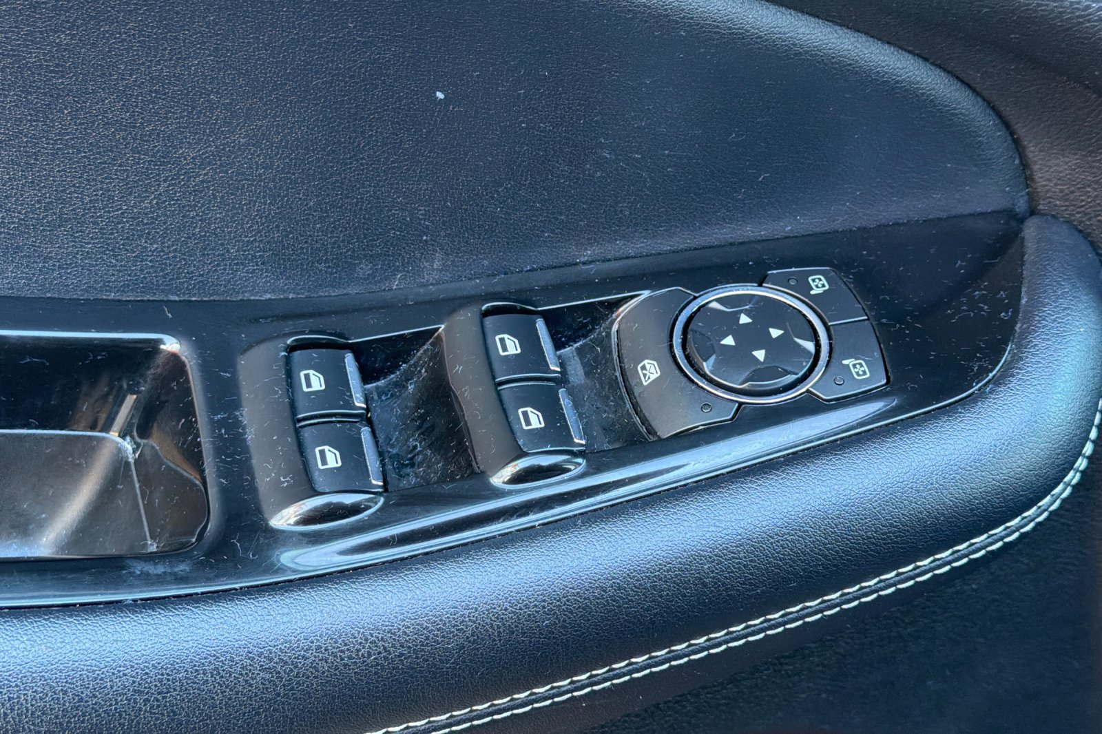 Used 2018 Ford Edge Sport w/ Equipment Group 401A AWD/4WD image 12