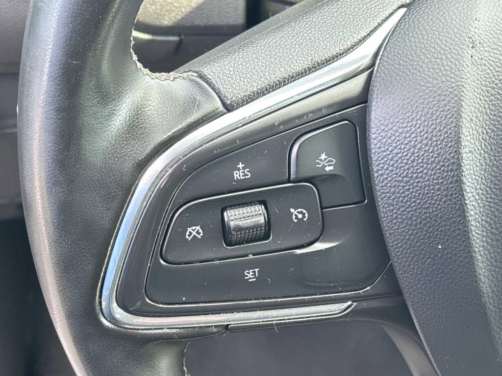 Certified 2024 Buick Encore GX Preferred FWD image 23