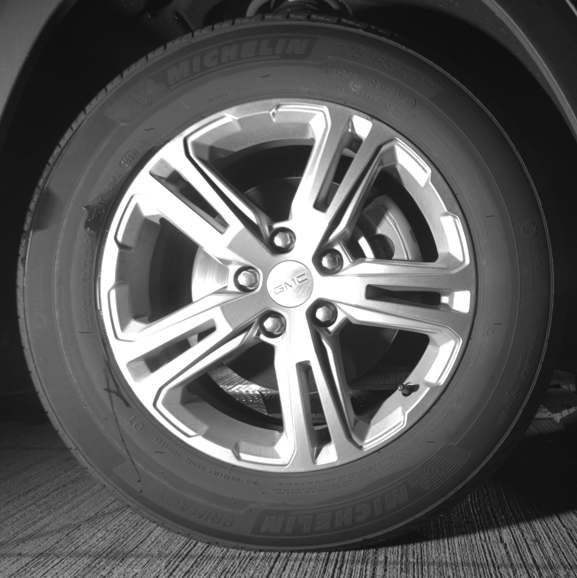 Used 2024 GMC Terrain SLE FWD image 18
