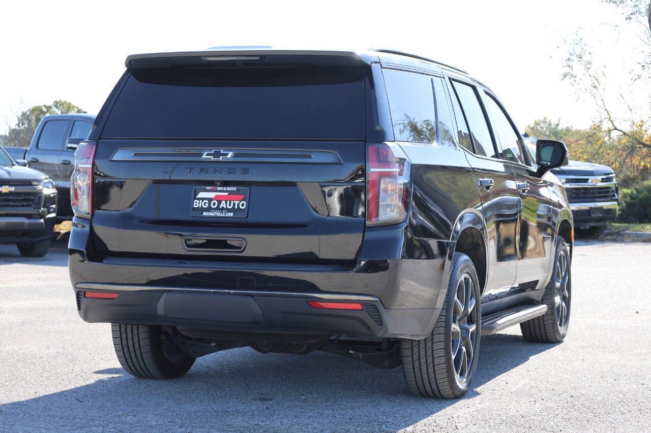 Used 2022 Chevrolet Tahoe RST w/ Luxury Package AWD/4WD image 9