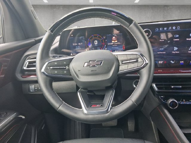 Used 2026 Chevrolet Traverse Z71 w/ Enhanced Driving Package AWD/4WD image 27