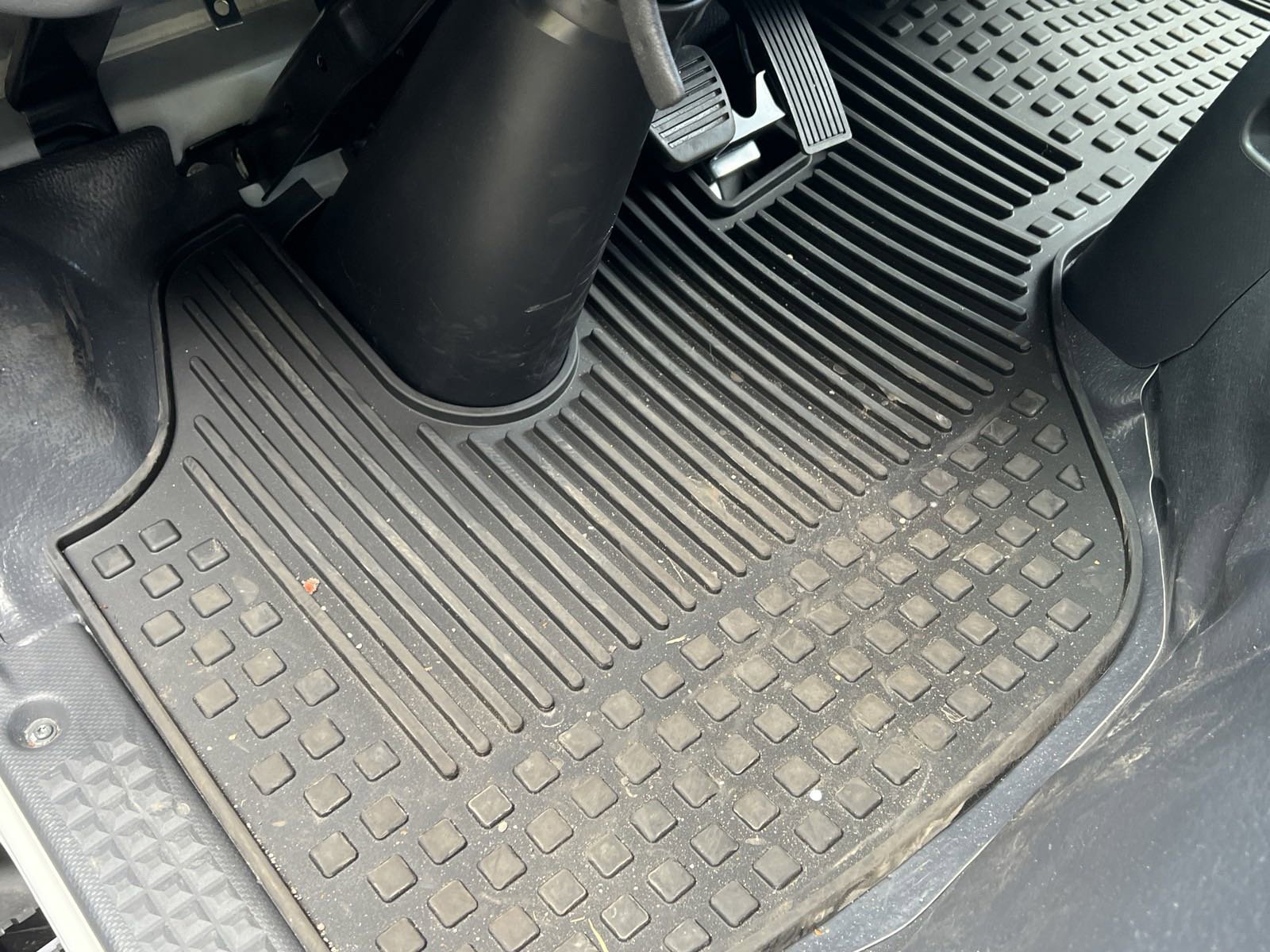 New 2025 Chevrolet Low Cab Forward image 16