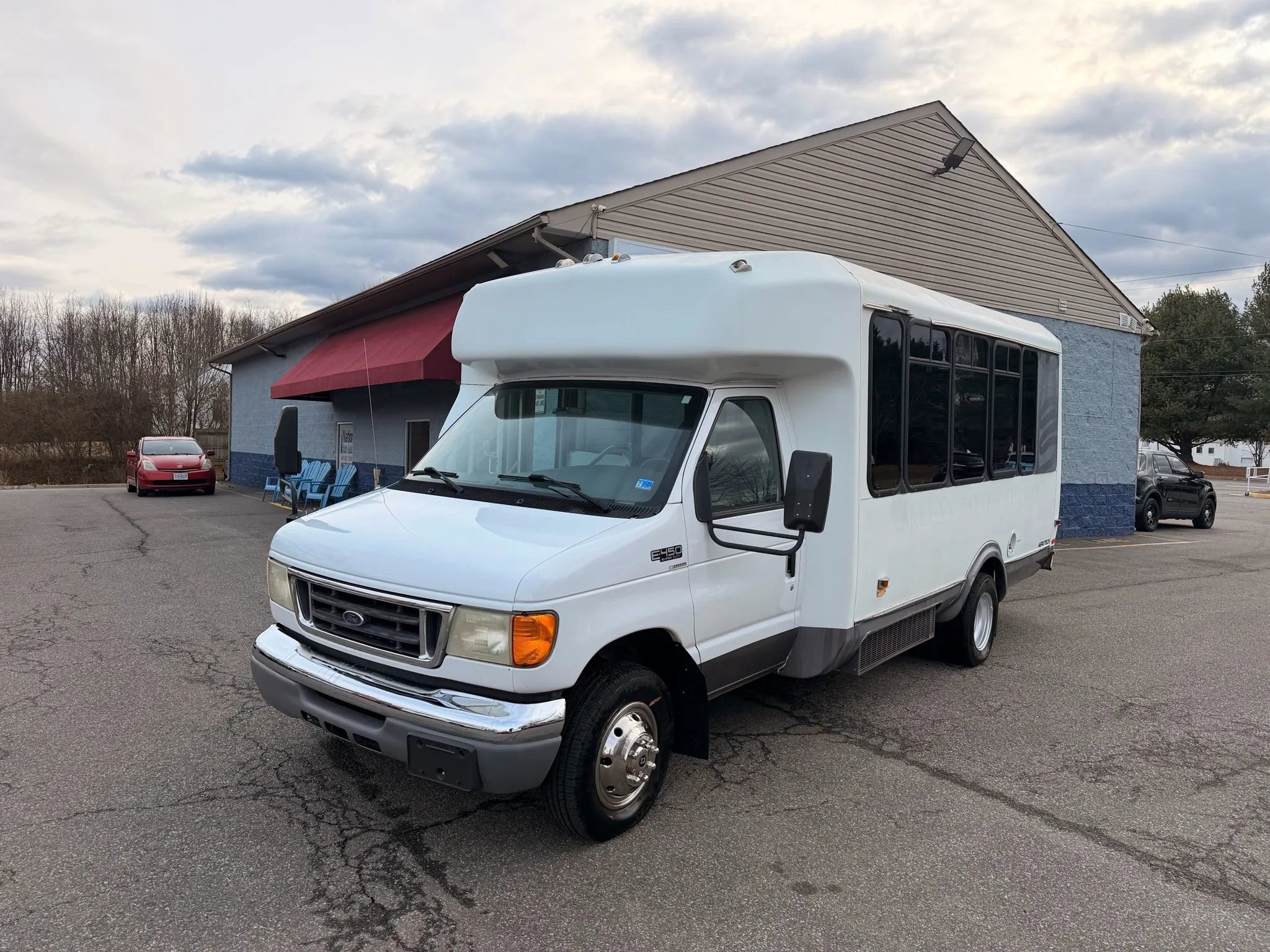 Used 2003 Ford E-450 and Econoline 450