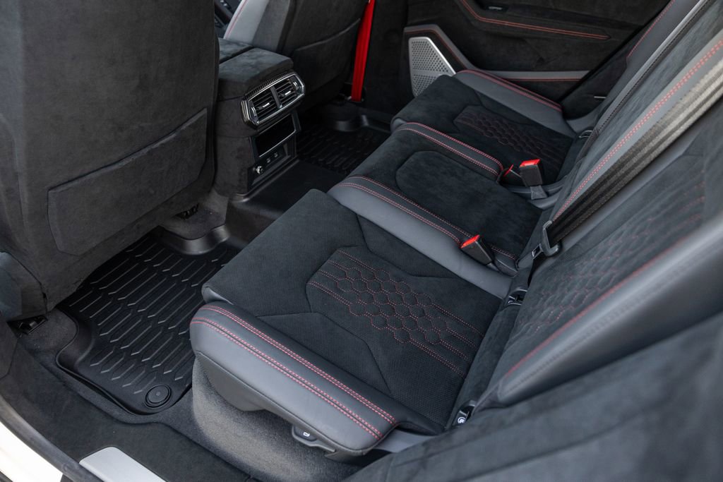 Used 2023 Lamborghini Urus Performante image 28