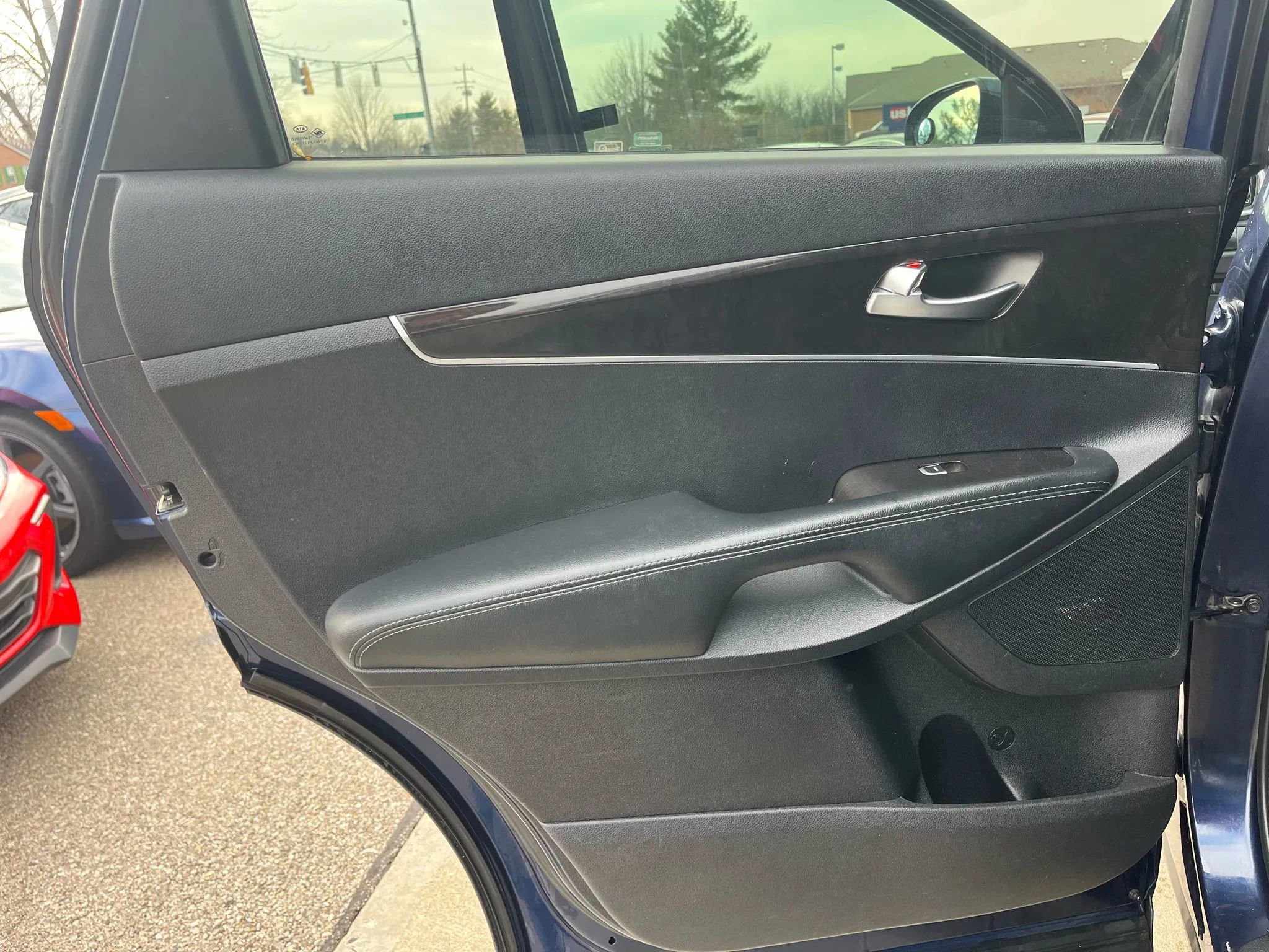 Used 2016 Kia Sorento LX image 14