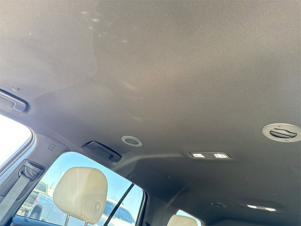 Used 2022 Chevrolet Traverse LT image 22