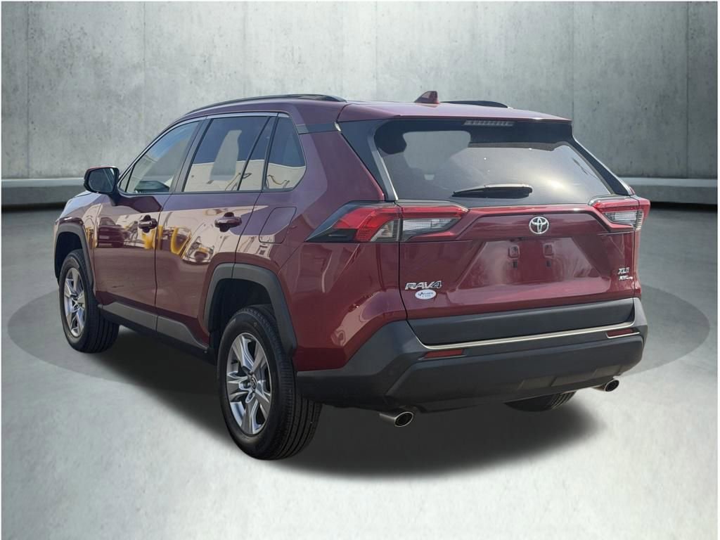 Used 2023 Toyota RAV4 XLE image 9
