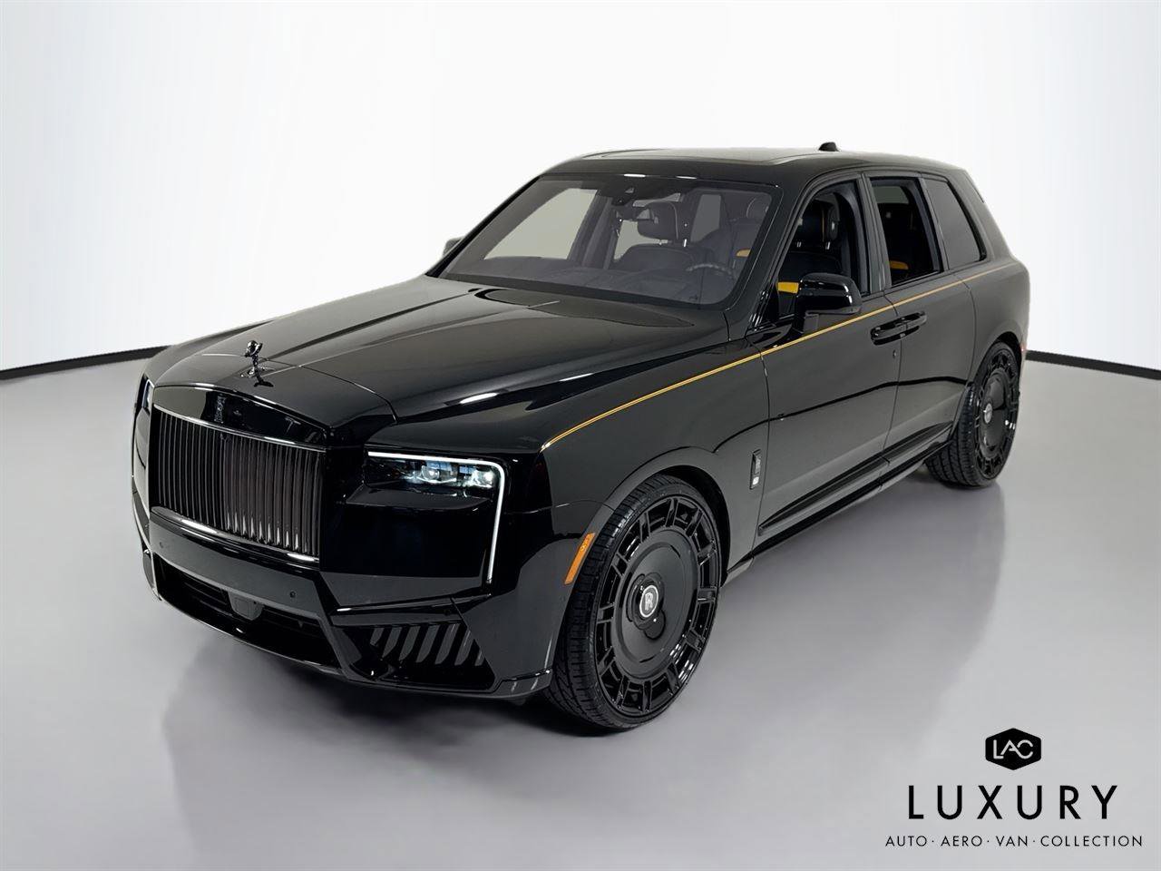 Used 2025 Rolls-Royce Cullinan Black Badge AWD/4WD image 4