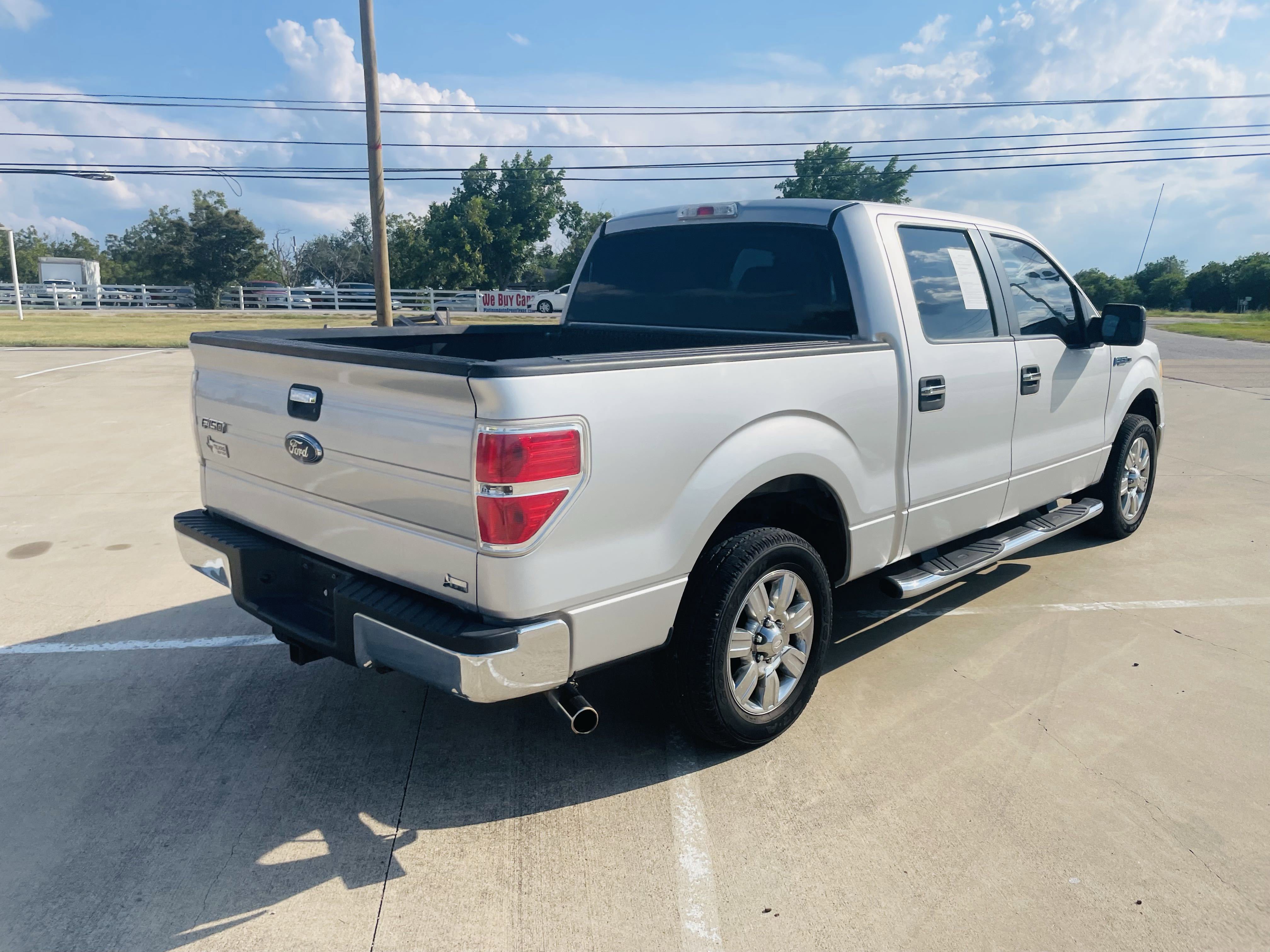 Used 2010 Ford F150 XLT image 5