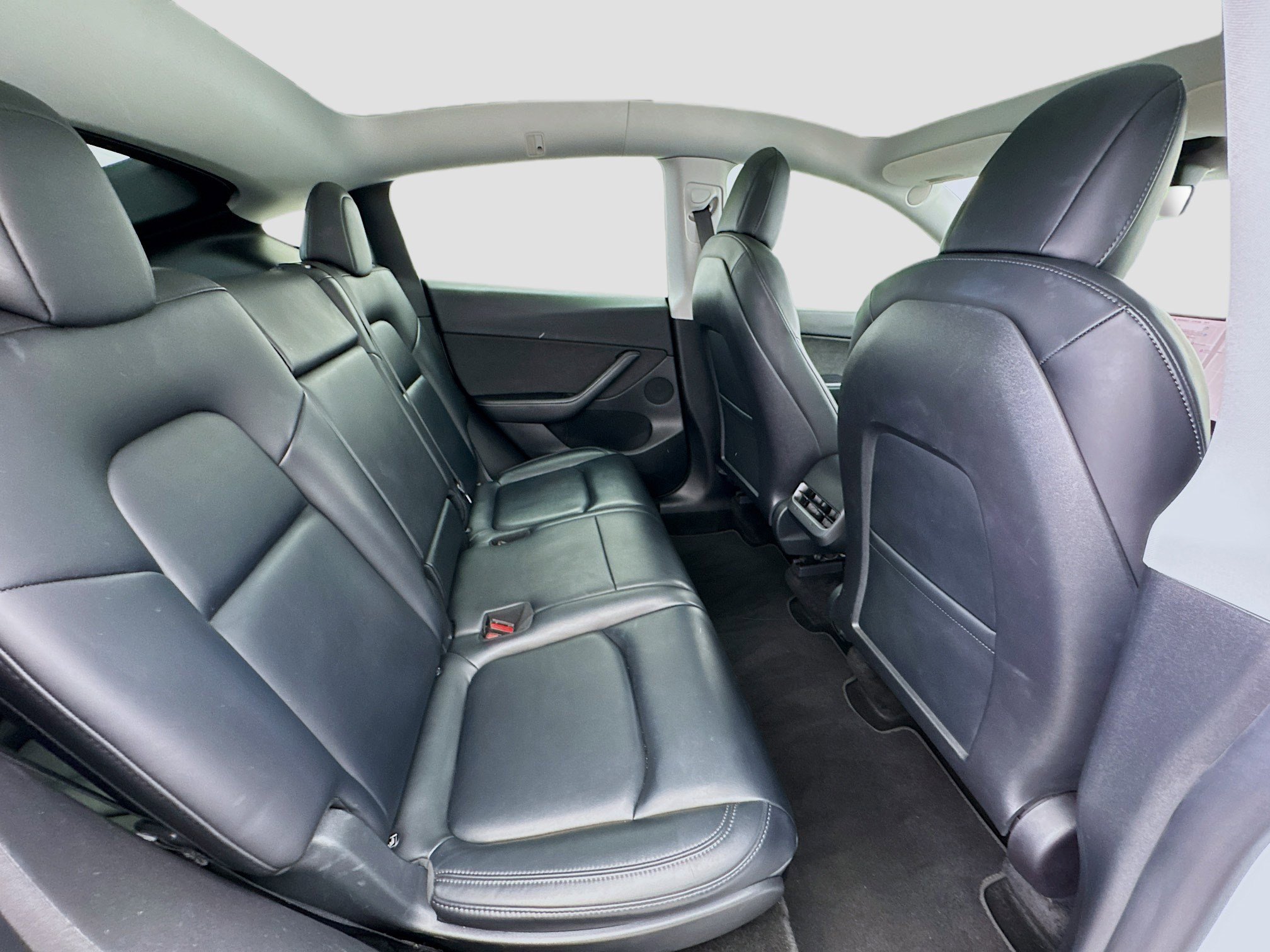 Used 2021 Tesla Model Y Long Range image 19