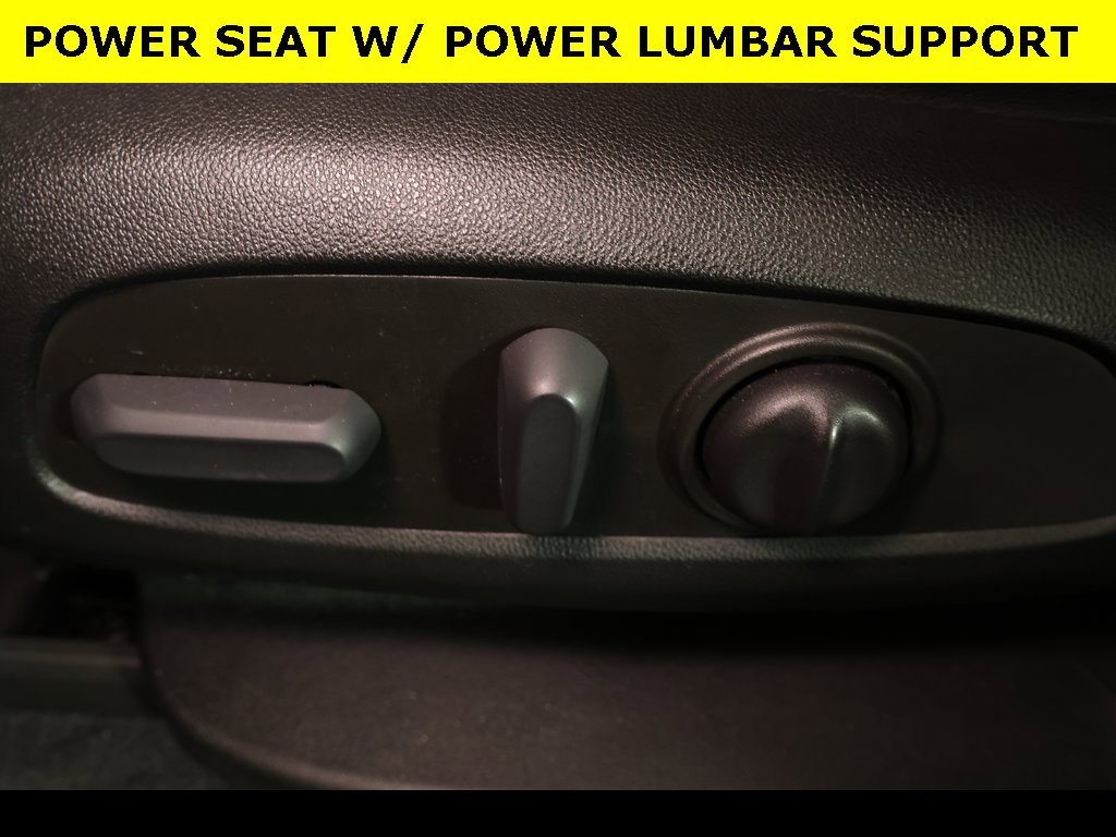 Used 2022 Chevrolet Traverse LT image 6