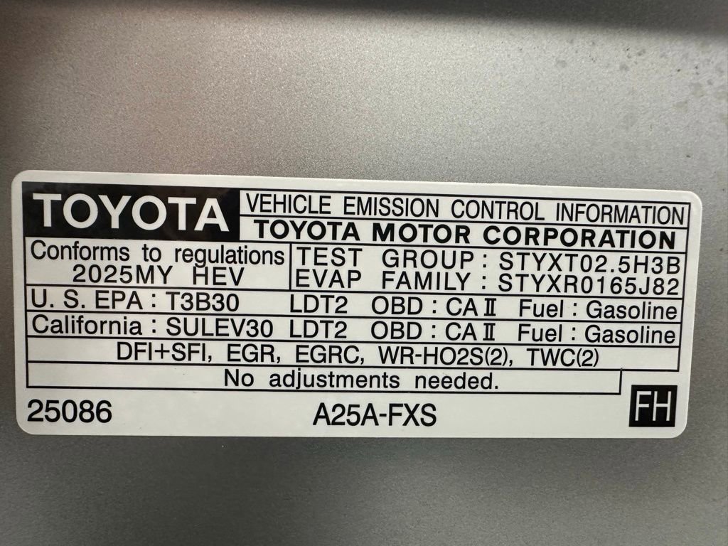 Used 2025 Toyota RAV4 XSE w/ Weather Package image 69