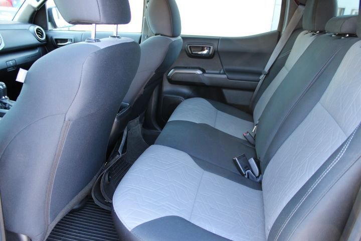 Certified 2022 Toyota Tacoma TRD Off-Road w/ Technology Package AWD/4WD image 19