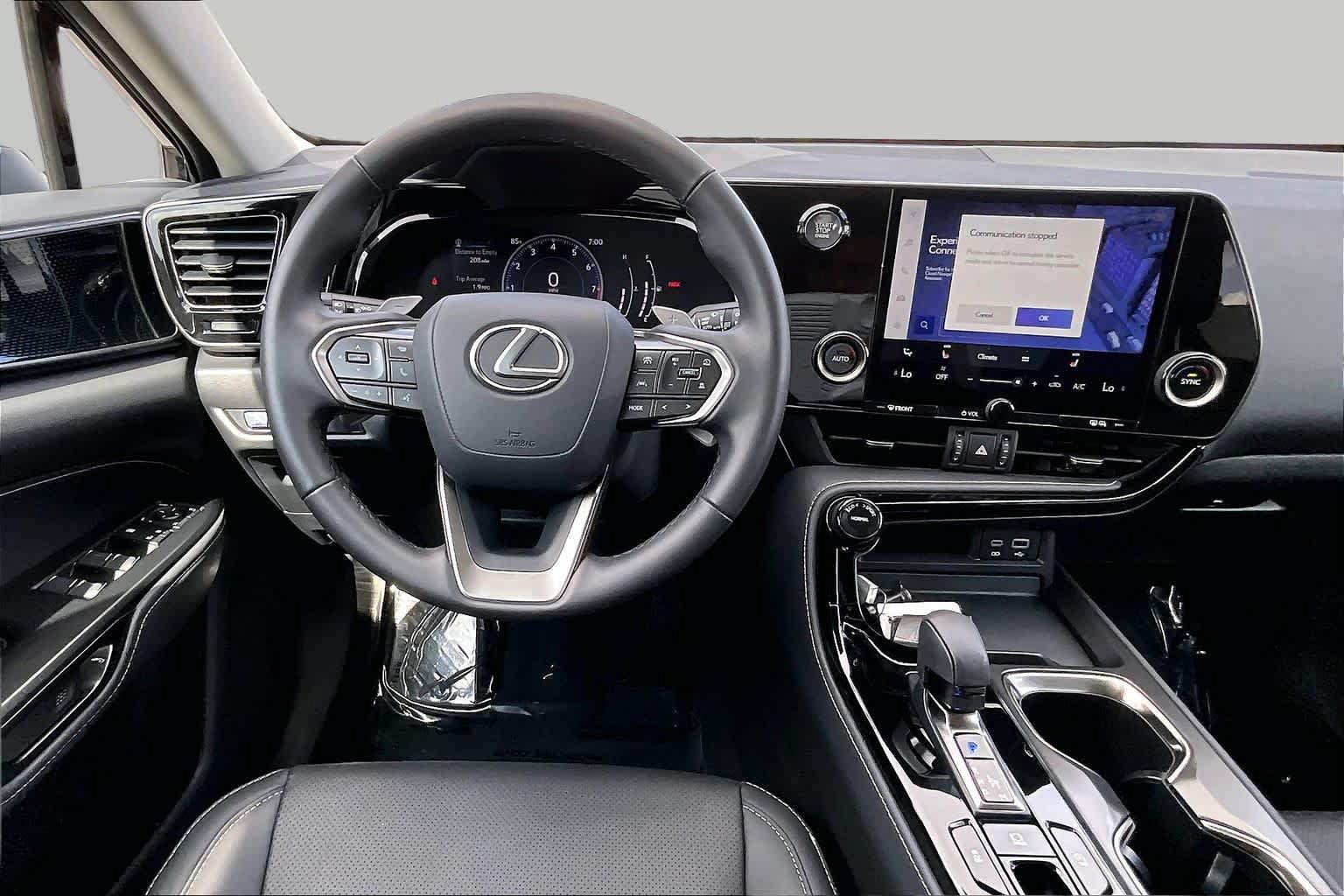 Used 2025 Lexus NX 250 FWD image 5