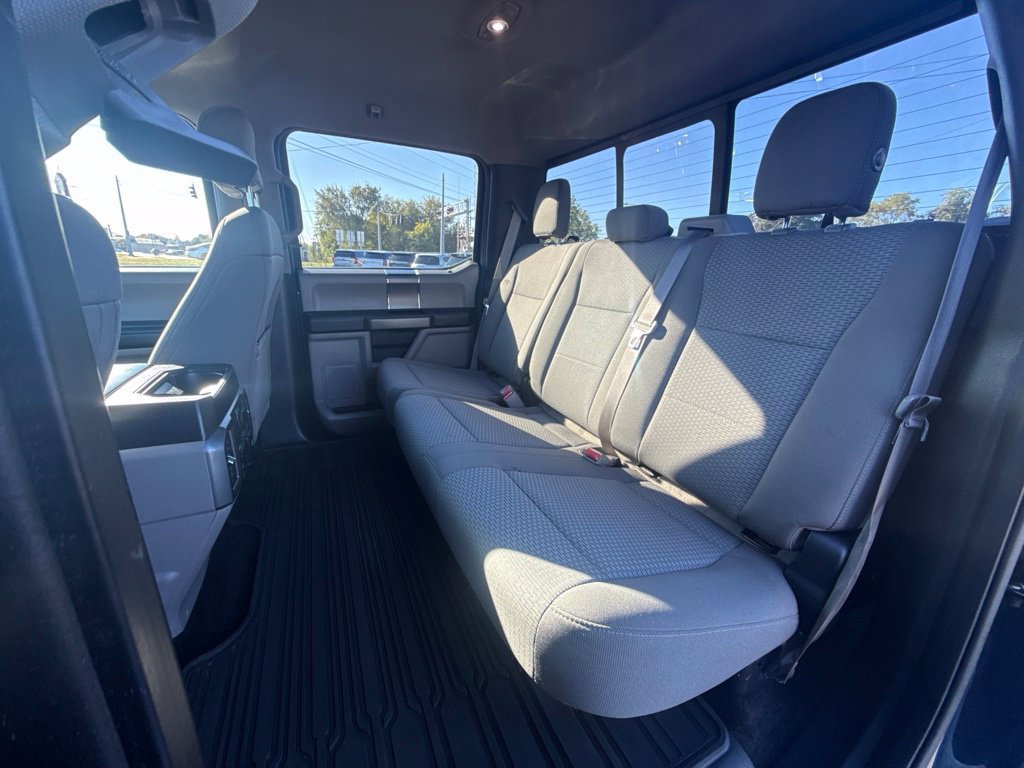 Used 2017 Ford F150 XLT w/ Equipment Group 302A Luxury AWD/4WD image 13