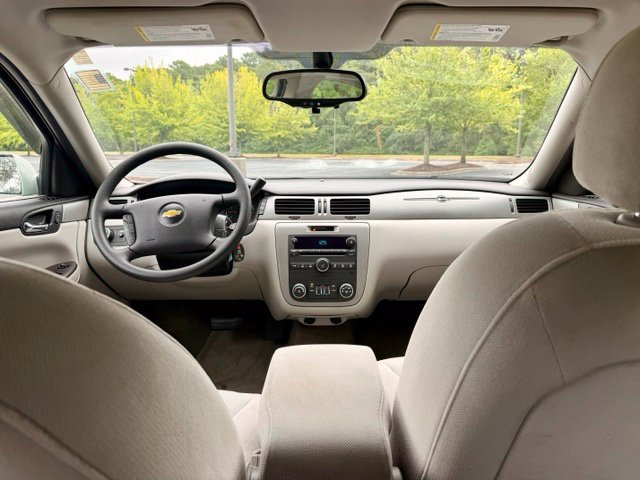 Used 2006 Chevrolet Impala LT FWD image 24