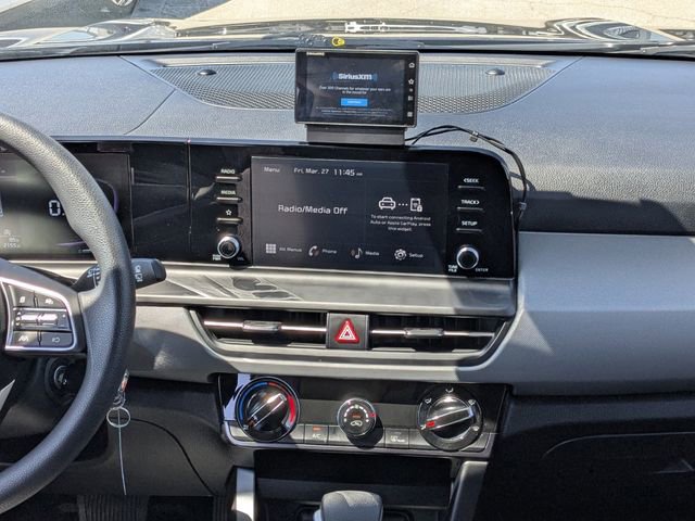 Used 2025 Kia Seltos LX image 17