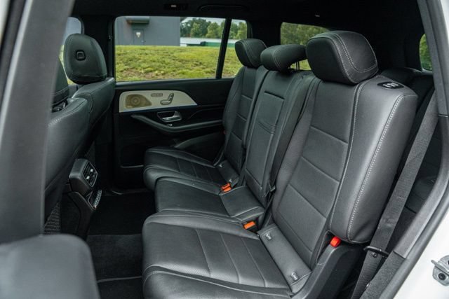 Used 2023 Mercedes-Benz GLS 450 4MATIC w/ AMG Line Exterior image 43