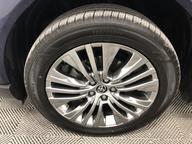 Used 2021 Toyota Venza XLE w/ Activity Package (TMS) image 27
