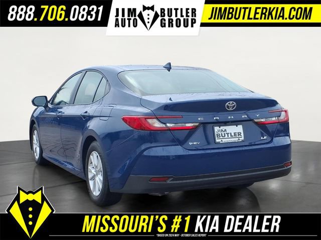 Used 2025 Toyota Camry LE FWD image 5