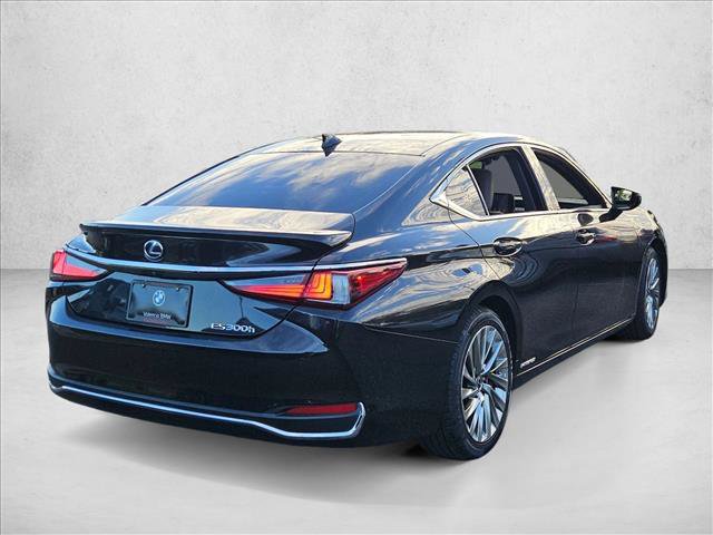 Used 2022 Lexus ES 300h w/ Accessory Package FWD image 5
