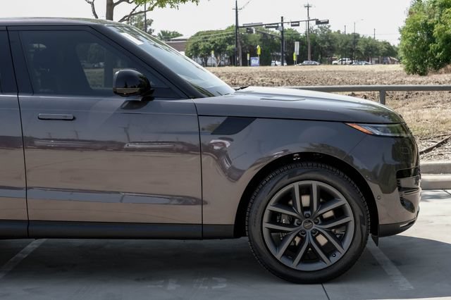 New 2026 Land Rover Range Rover Sport SE AWD/4WD image 10