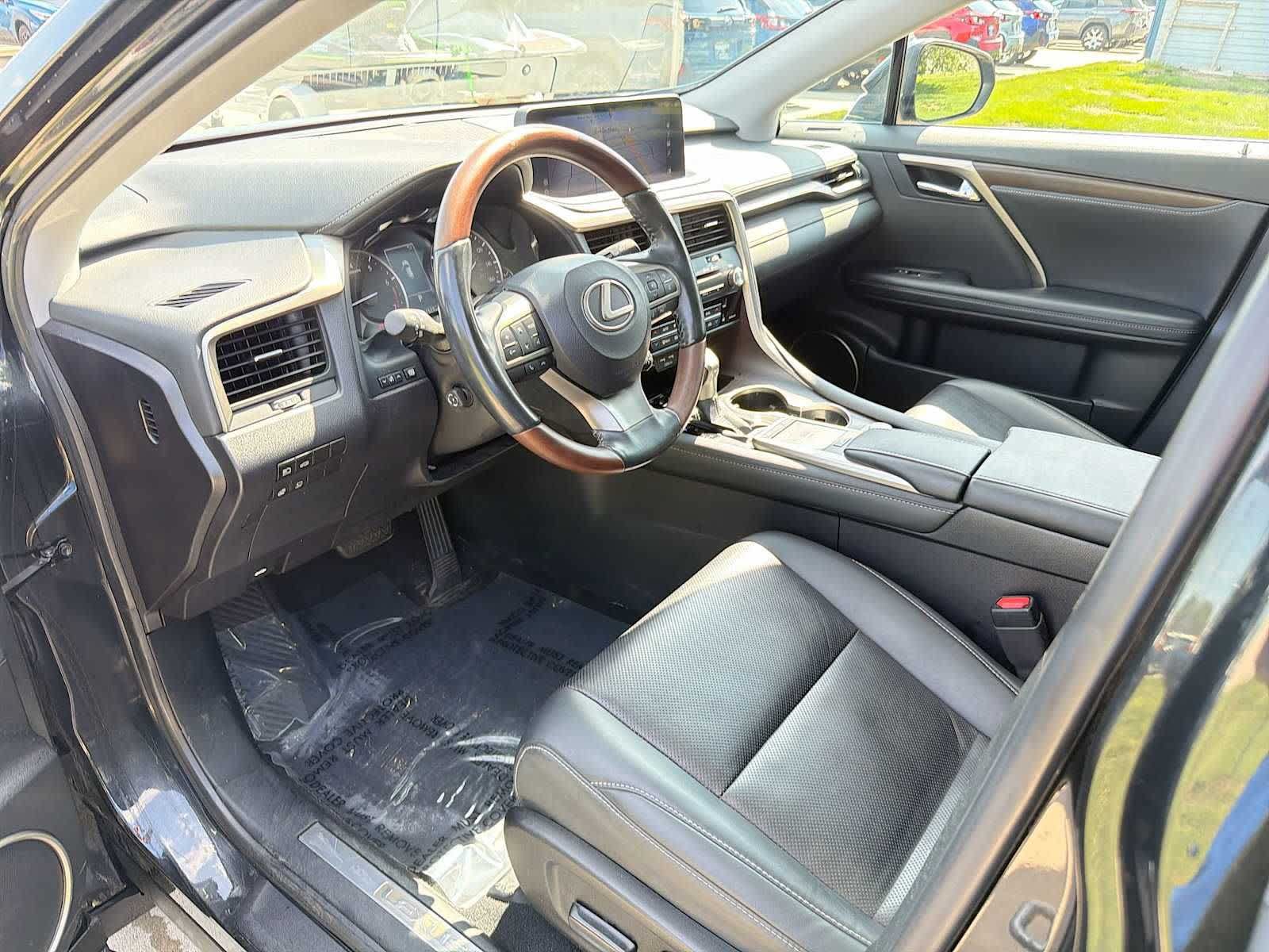 Used 2022 Lexus RX 350 AWD w/ Premium Package image 2