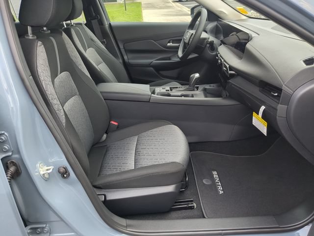 New 2026 Nissan Sentra SV w/ Floor Mat Package FWD image 31