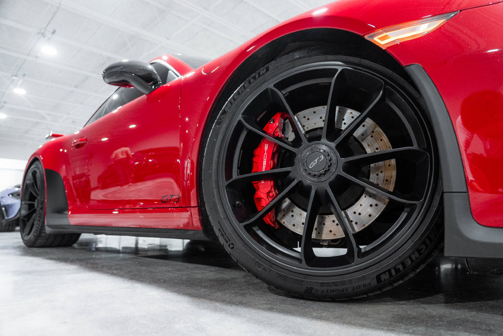 Used 2018 Porsche 911 GT3 RWD image 9