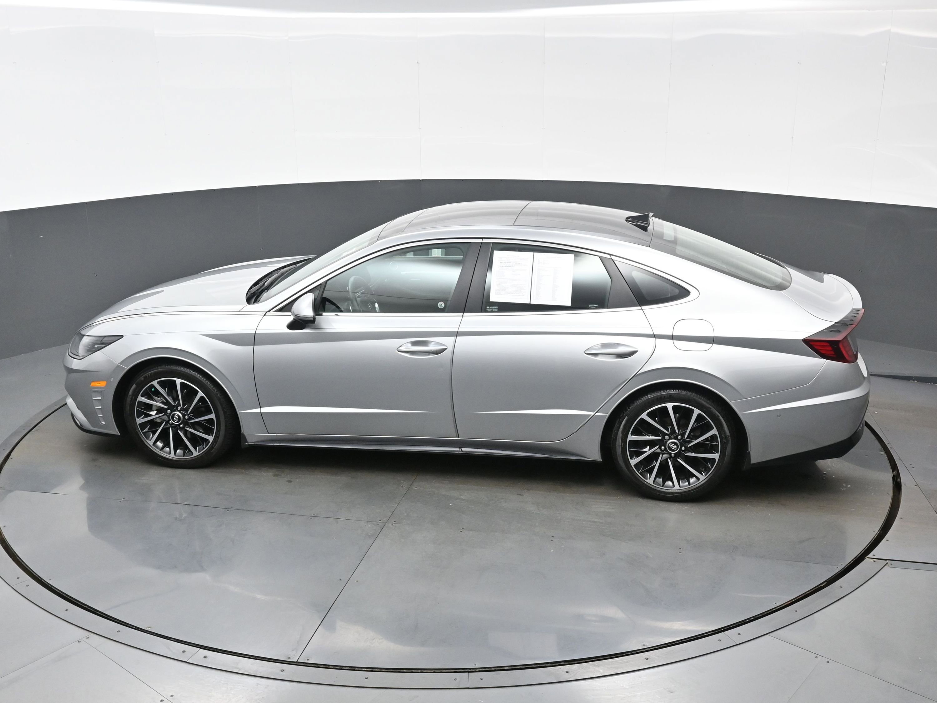 Used 2021 Hyundai Sonata Limited image 37