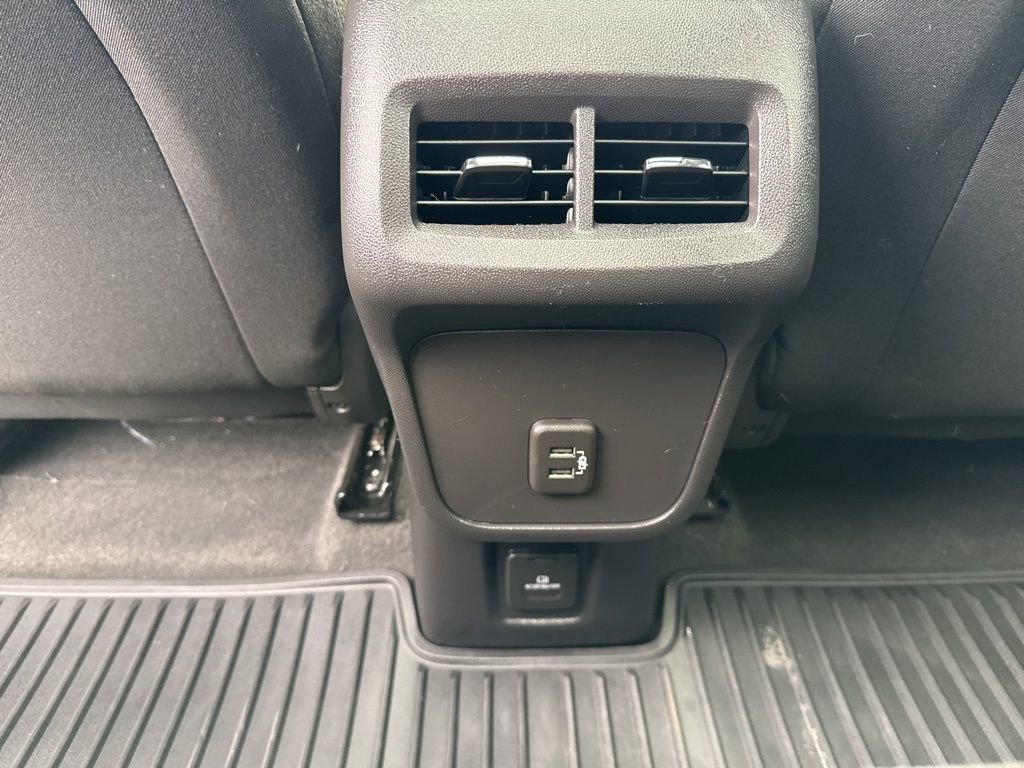 Used 2022 Chevrolet Equinox LT image 24