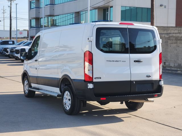 Used 2025 Ford Transit 250 Low Roof w/ Exterior Upgrade Package RWD image 3