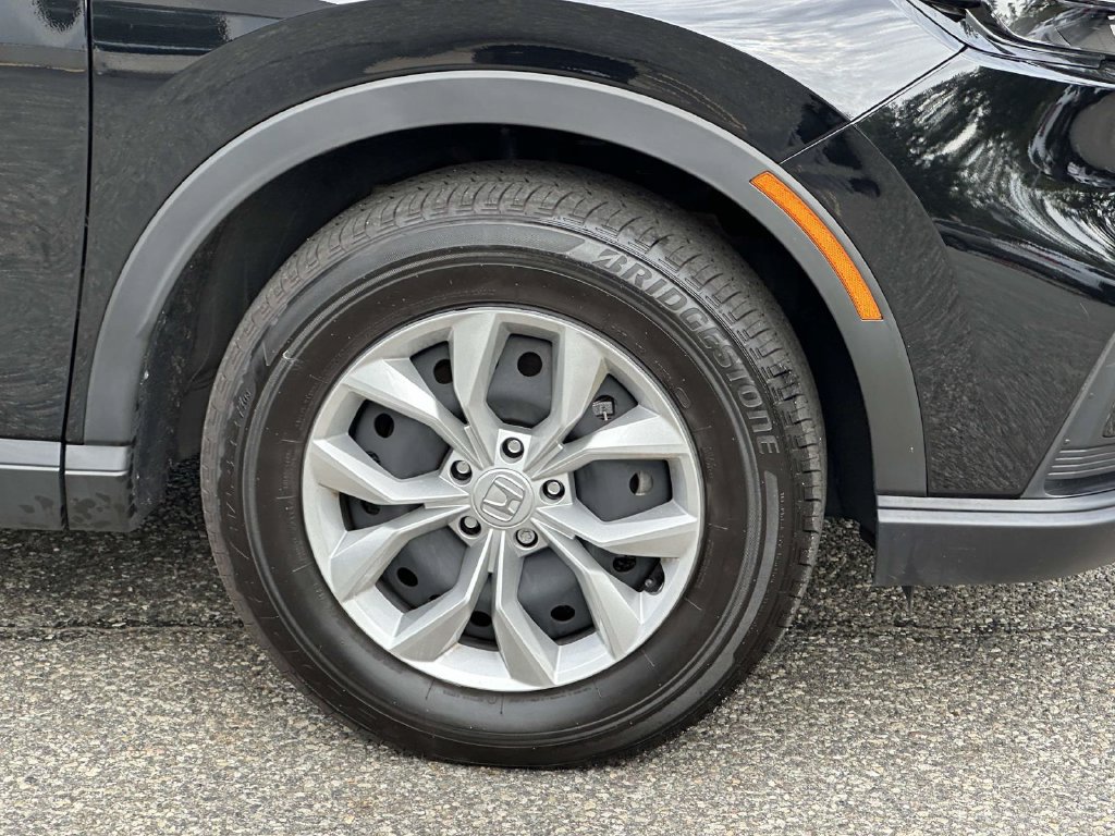 Used 2025 Honda CR-V LX image 6