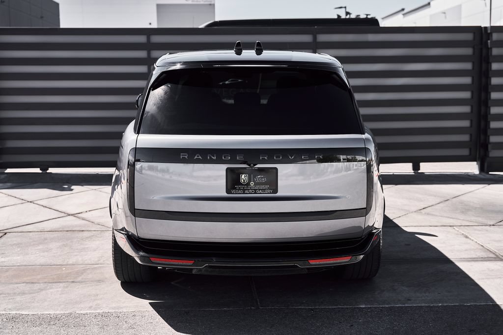 Used 2024 Land Rover Range Rover SE AWD/4WD image 10