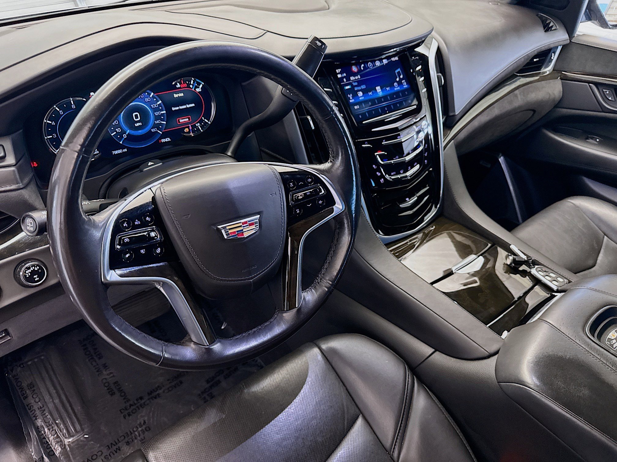 Used 2020 Cadillac Escalade Platinum image 7