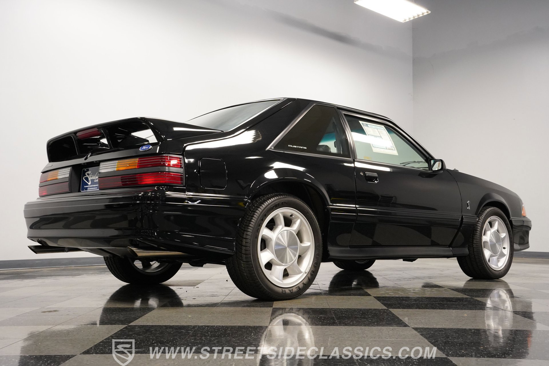 Used 1993 Ford Mustang Cobra image 27