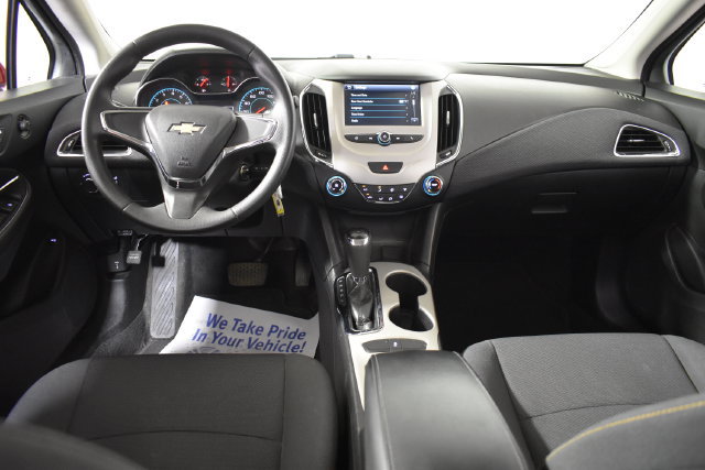 Used 2018 Chevrolet Cruze LS FWD image 19