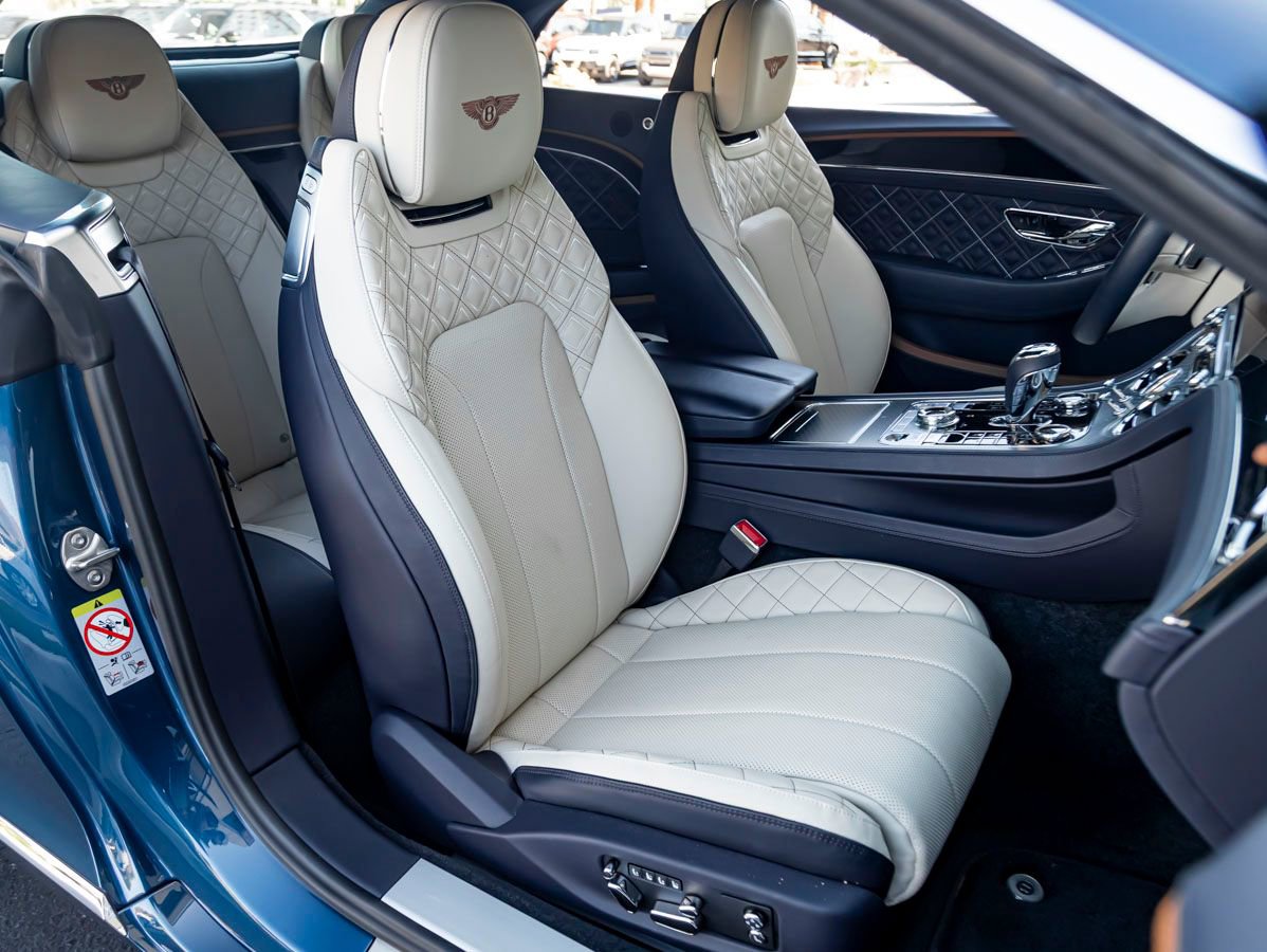 Used 2024 Bentley Continental GT Mulliner AWD/4WD image 31