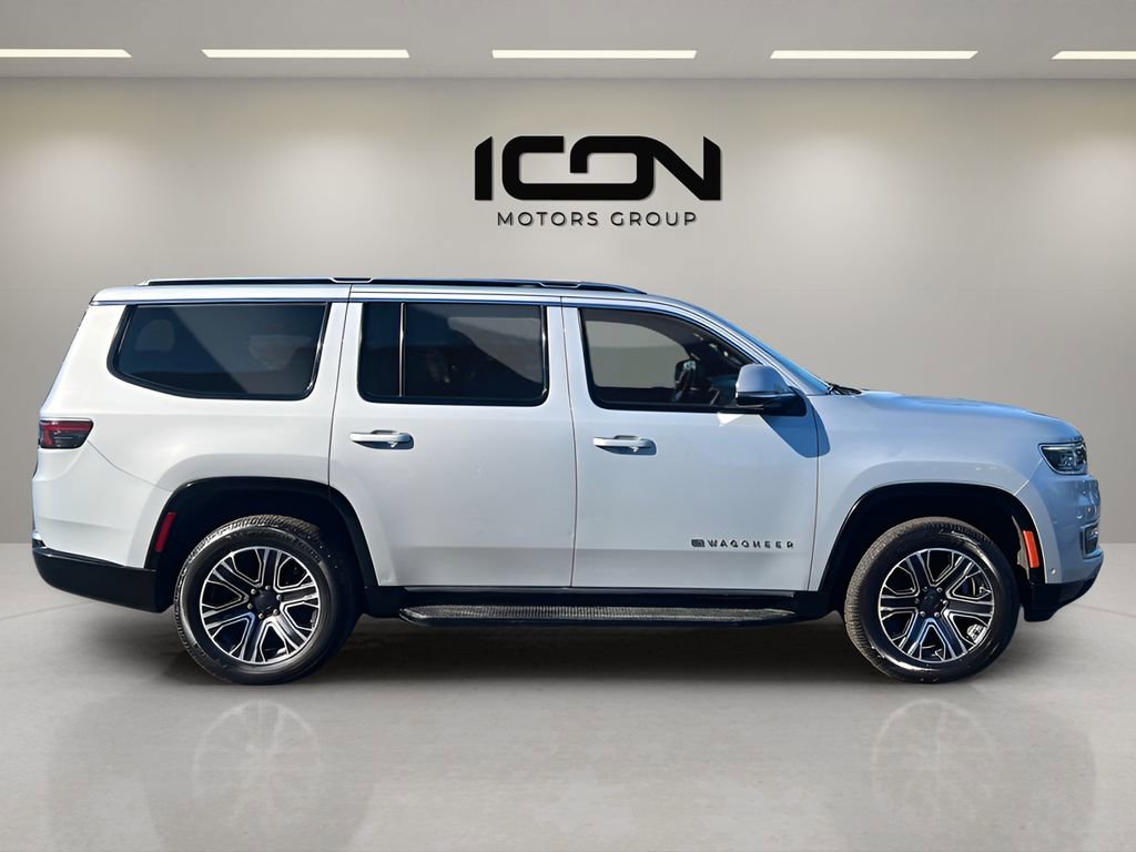 Used 2022 Jeep Wagoneer Series III AWD/4WD image 10