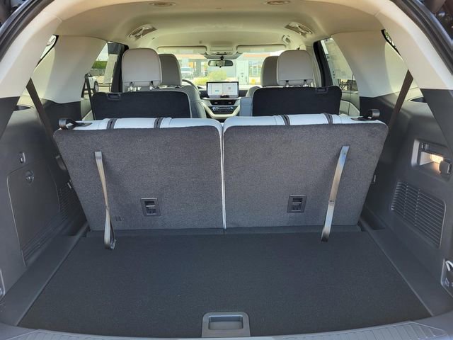 New 2026 Ford Explorer Active w/ Active Comfort Package image 16