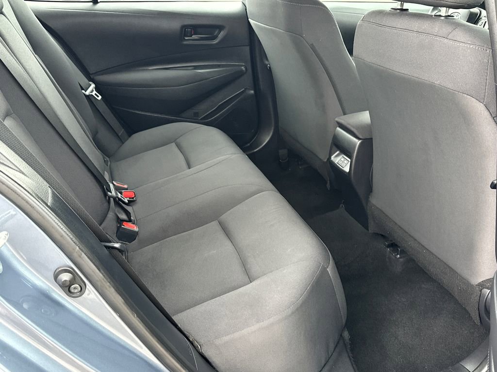 Used 2025 Toyota Corolla LE image 10