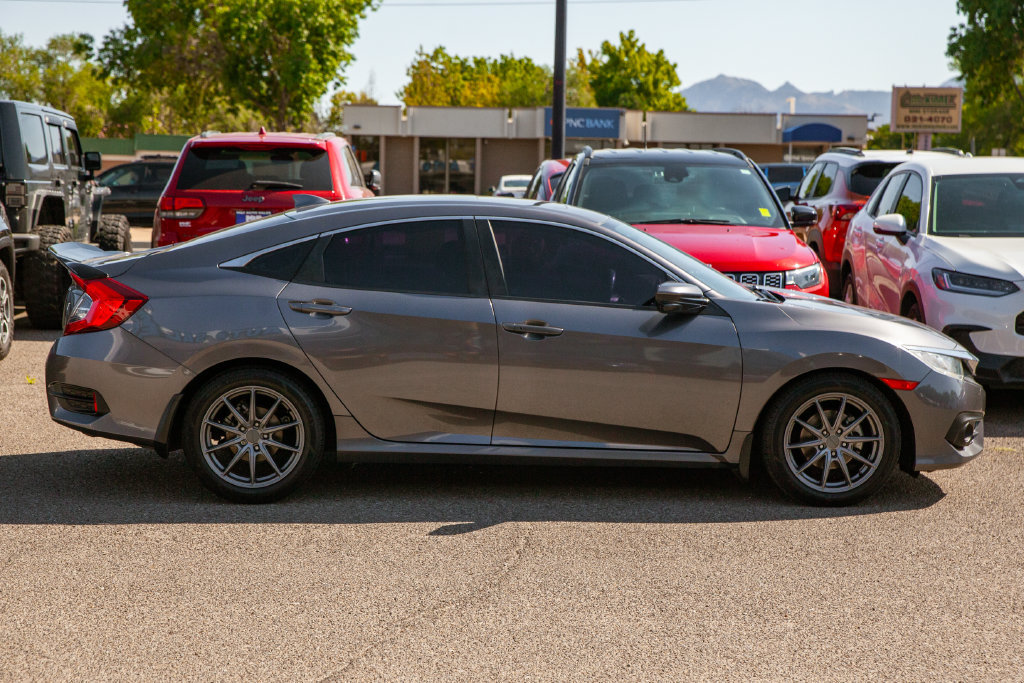 Used 2018 Honda Civic EX-L image 4