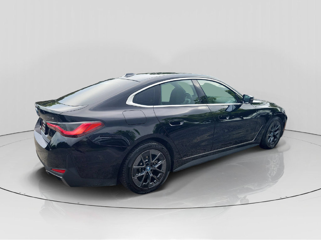 Used 2024 BMW i4 eDrive40 RWD image 7