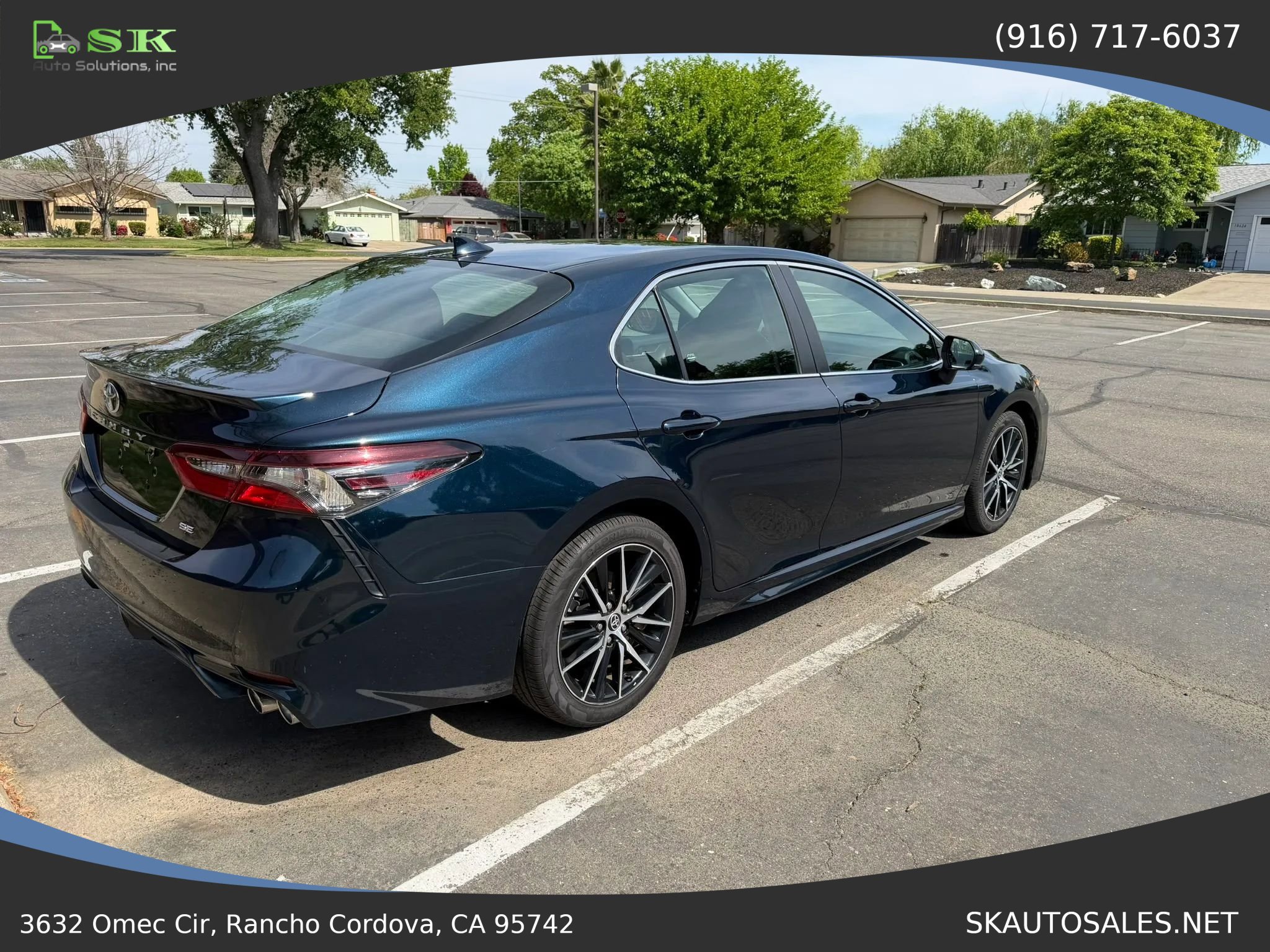 Used 2021 Toyota Camry SE w/ Carpet Mat Package (TMS) FWD image 6