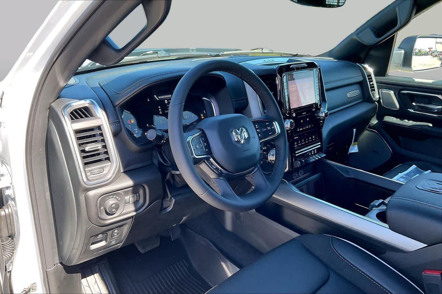 New 2027 RAM 1500 Laramie AWD/4WD image 8