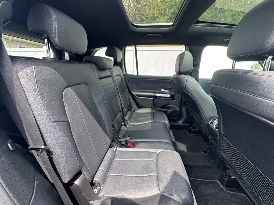 Used 2020 Mercedes-Benz GLB 250 4MATIC image 35