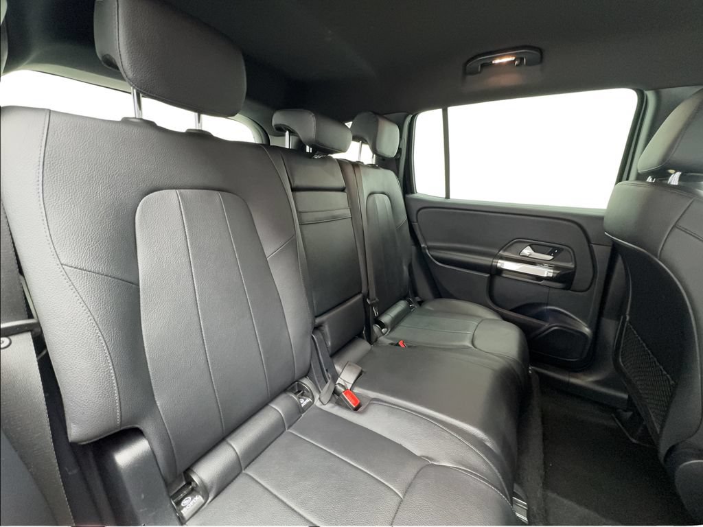 Used 2024 Mercedes-Benz GLB 250 image 26