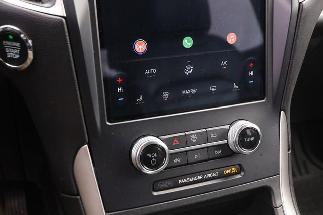 Certified 2024 Ford Edge SEL image 17