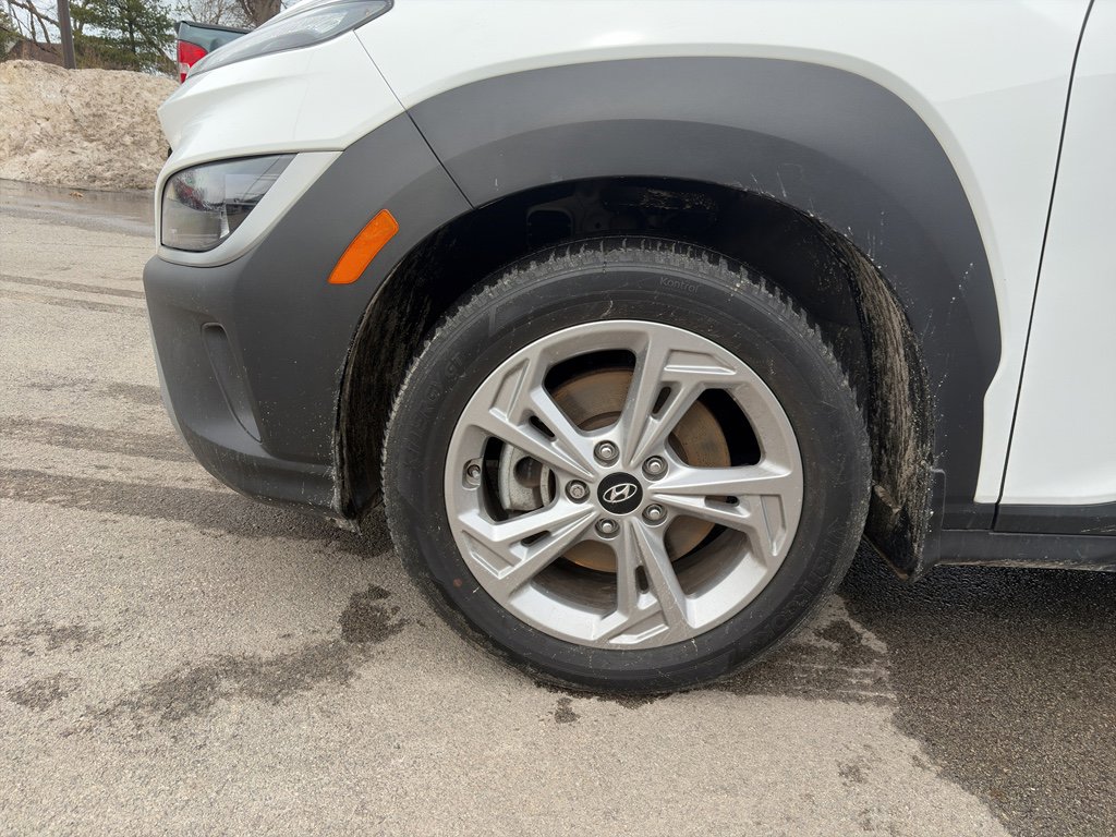 Used 2023 Hyundai Kona SEL image 9