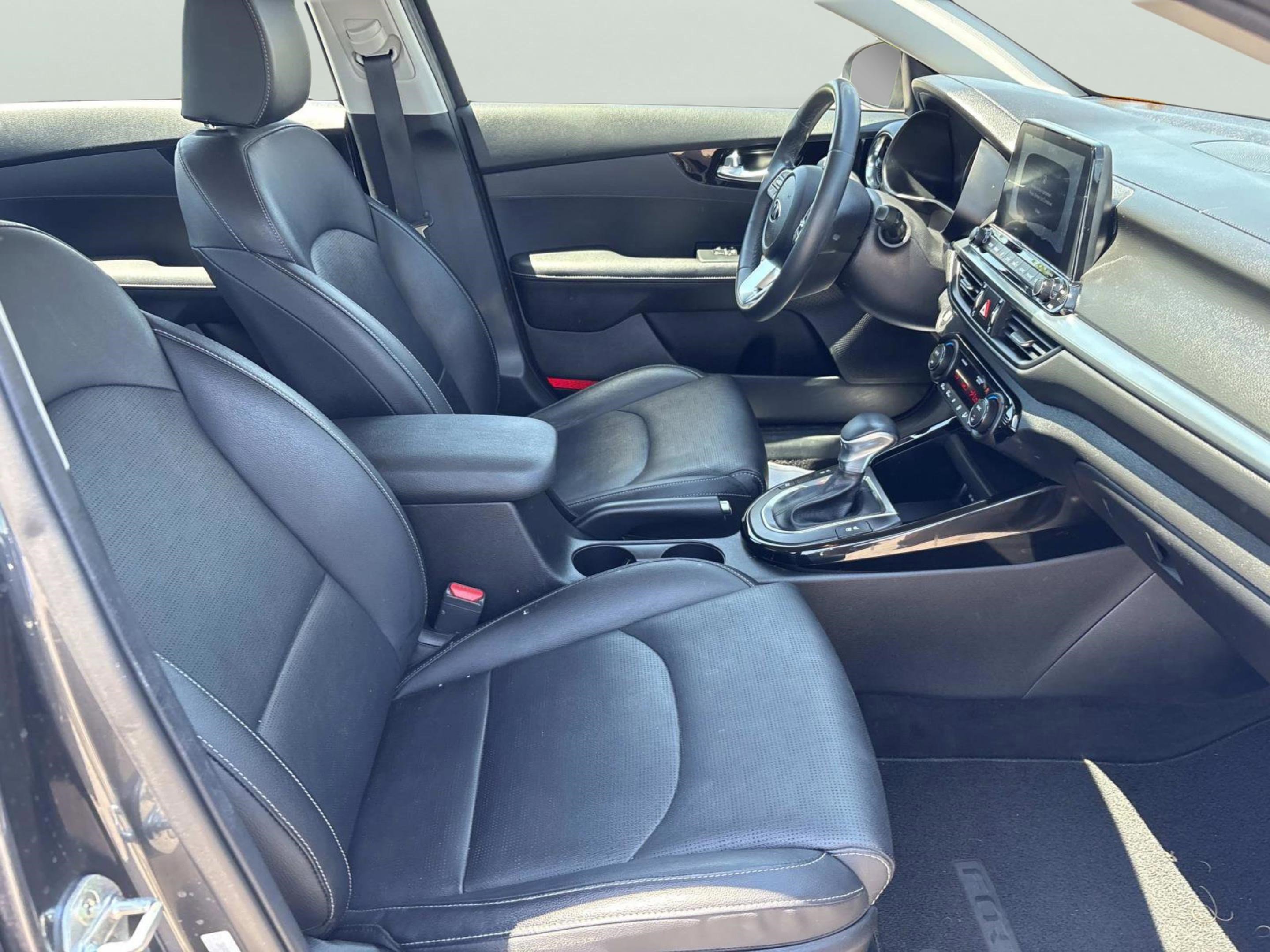 Used 2019 Kia Forte EX FWD image 16